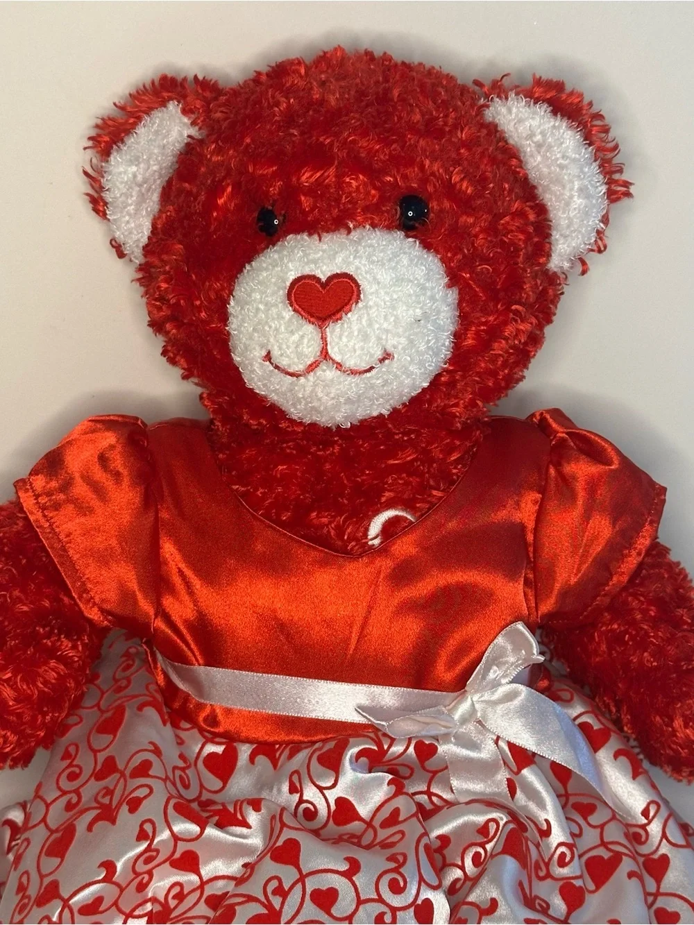 Build A Bear Sweet Hugs & Kisses Plush Teddy Bear W/ Satin Valentine Heart Dress